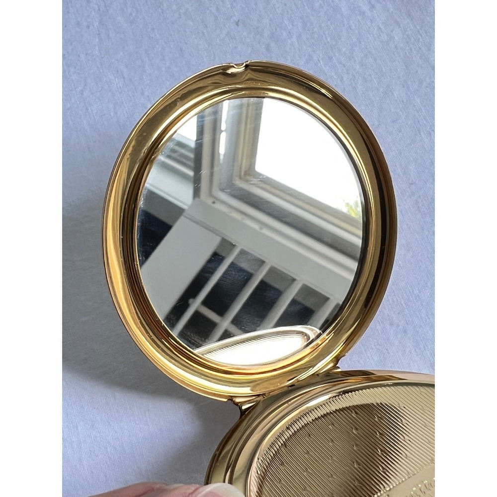 Vintage Stratton England Gold Tone Rose Compact Mirror Powder Case Scalloped - Picture 7 of 8